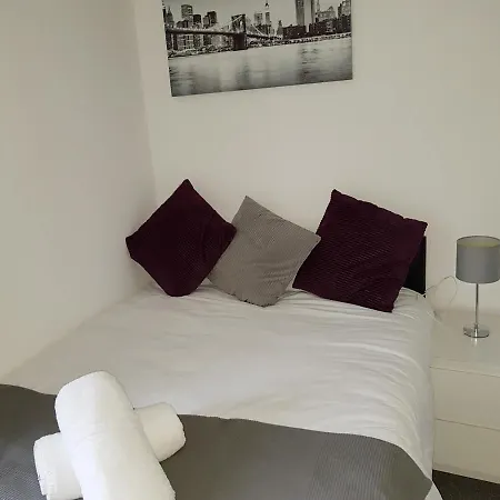 Barnfield Place Edgware Buitenkant foto