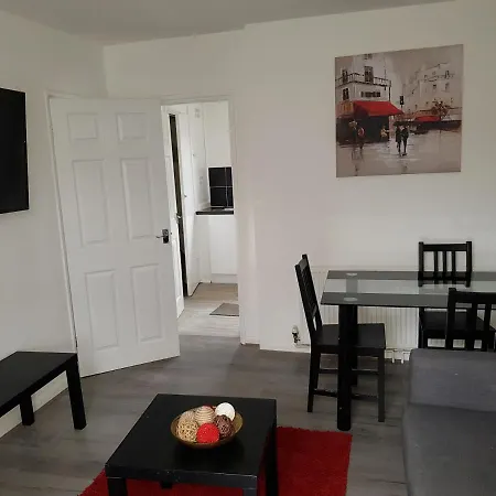 Barnfield Place Edgware Buitenkant foto