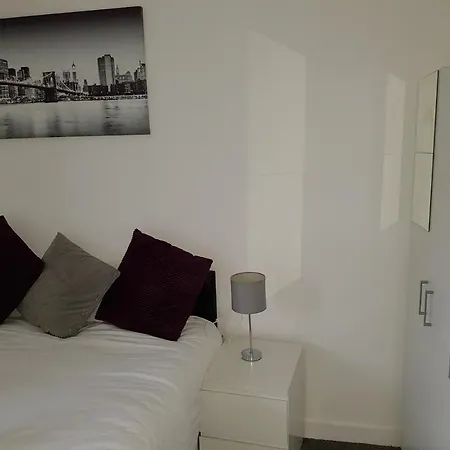 Barnfield Place Edgware Buitenkant foto