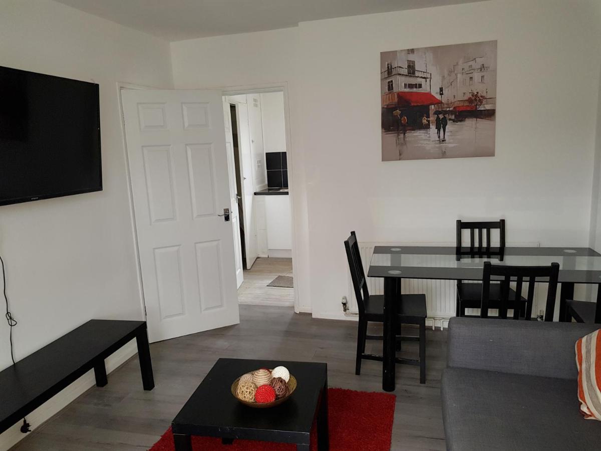 Barnfield Place *